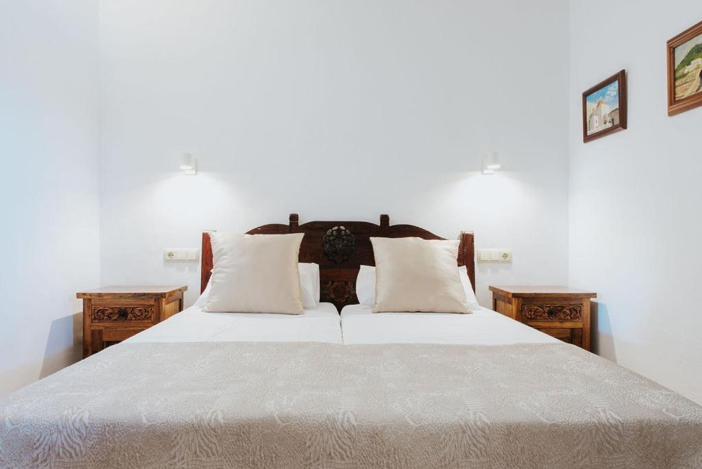 Villa & Guesthouse Paissa D'En Bernat Cala Tarida  Dış mekan fotoğraf