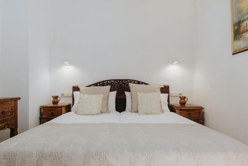 Villa & Guesthouse Paissa D'En Bernat Cala Tarida  Dış mekan fotoğraf